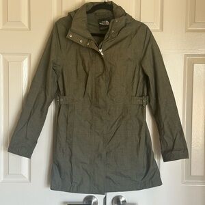 North Face Waterproof Rain Jacket in Olive